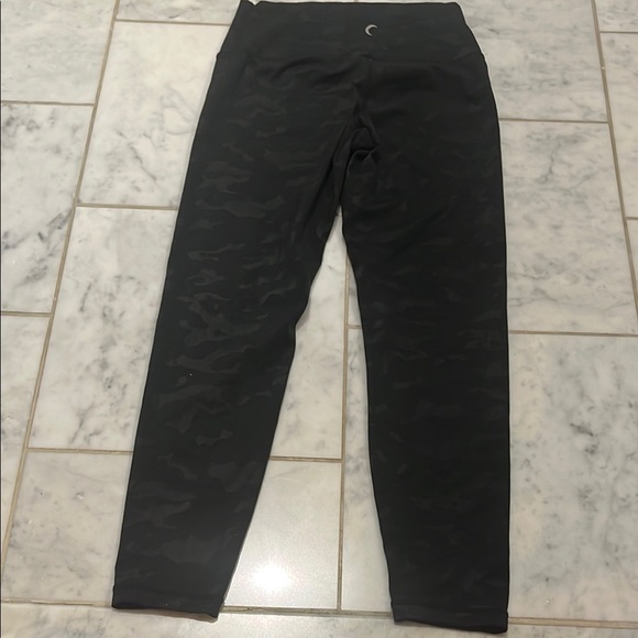 Black Camouflage Leggings. Three quarter length. - Picture 2 of 3